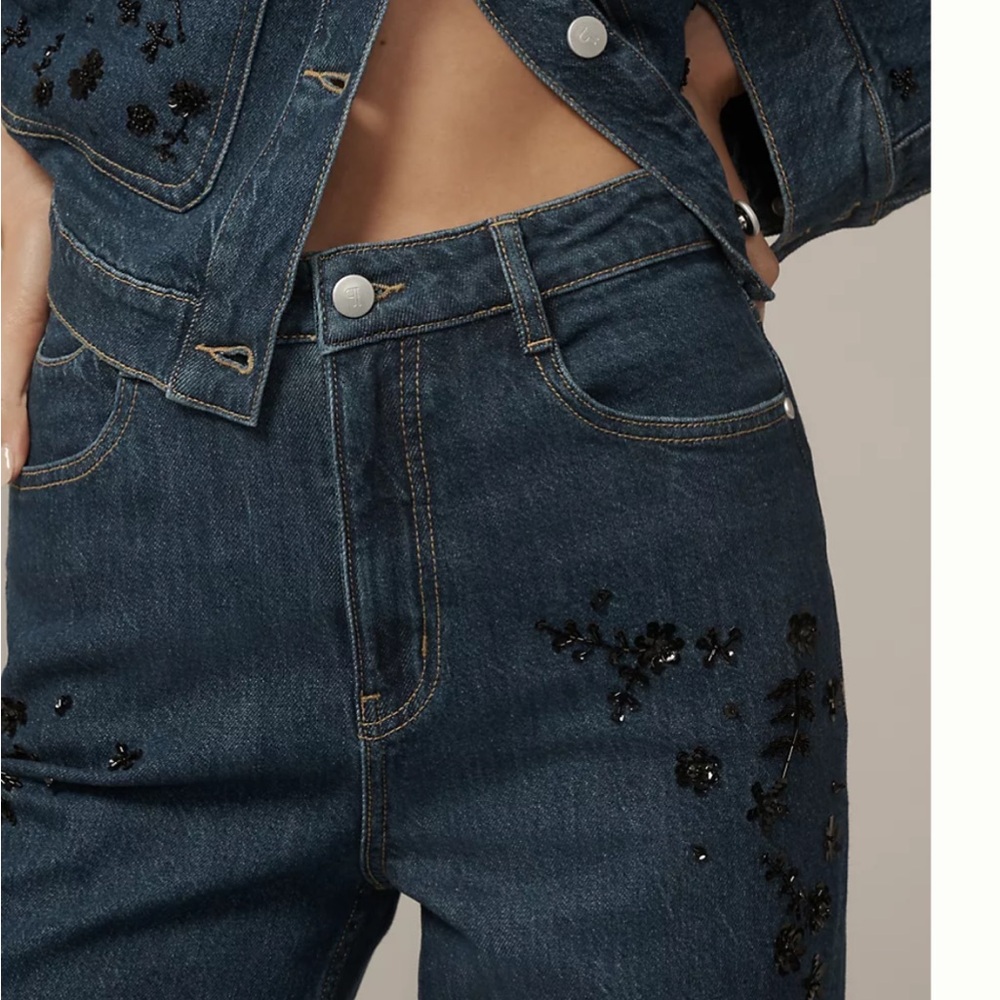The Annie High-Rise Straight-Leg Jeans by Pilcro: Embellished Edition, size 28 - Picture 4 of 5